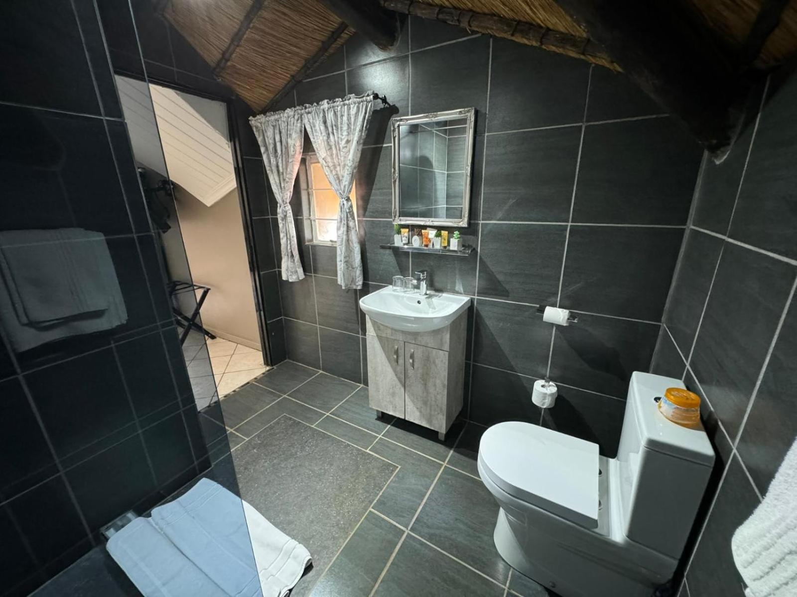 Echo Mountain Inn (Adults Only) Thabazimbi Rum bild